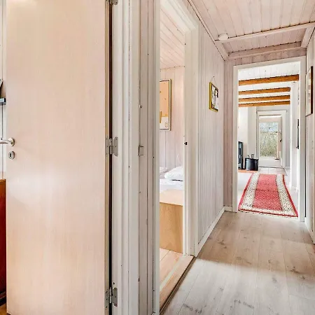 4 Star Holiday In Roslev